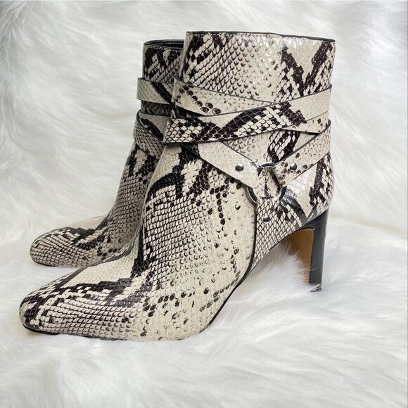 Vince Camuto Sestina Snake Print Fashion Booties Size 8 Side Zipper - Picture 5 of 9